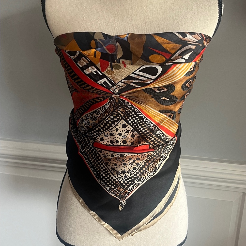 Fendi Silk Scarf Made in Italy - Picture 8 of 9